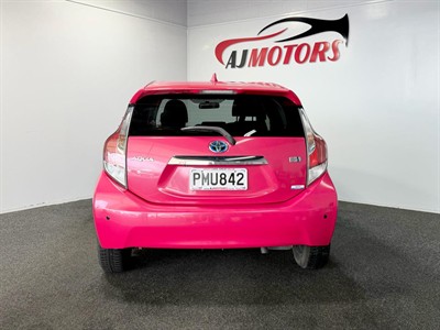 2015 Toyota aqua - Thumbnail