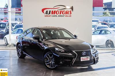 2015 Lexus IS 300h