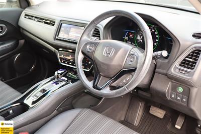 2015 Honda Vezel - Thumbnail