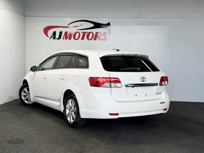 2015 Toyota Avensis - Thumbnail