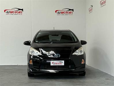 2012 Toyota Aqua - Thumbnail