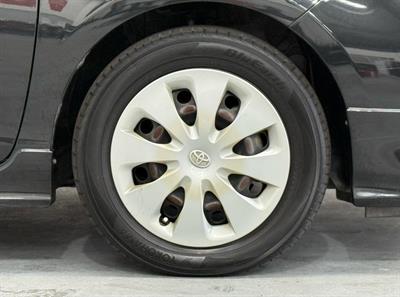 2012 Toyota Aqua - Thumbnail