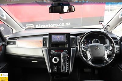 2021 Mitsubishi Delica - Thumbnail
