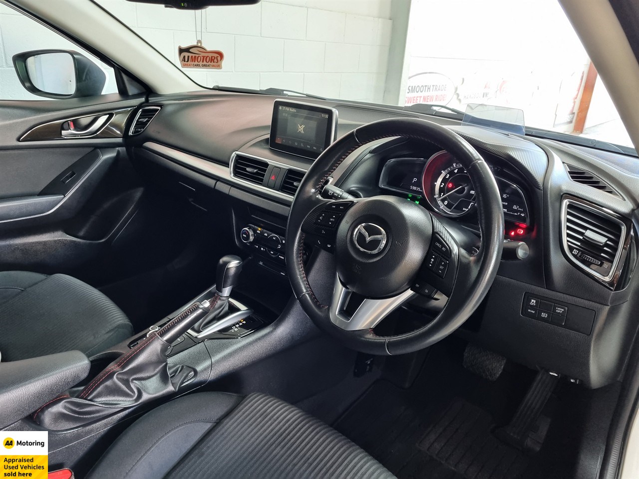 2014 Mazda Axela