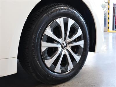 2021 Toyota Corolla - Thumbnail