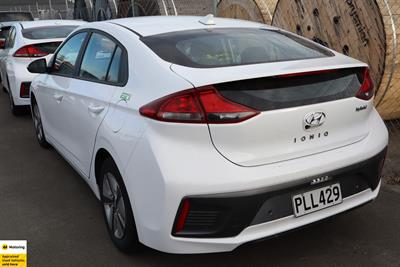 2022 Hyundai IONIQ - Thumbnail