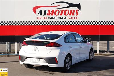 2022 Hyundai IONIQ - Thumbnail