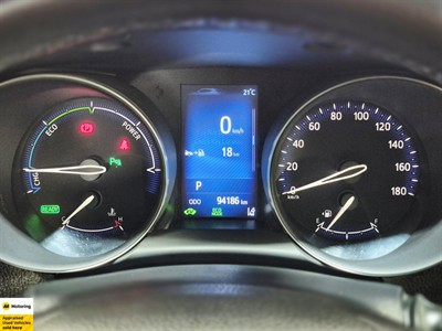2017 Toyota C-HR - Thumbnail