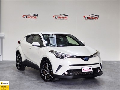 2017 Toyota C-HR - Thumbnail