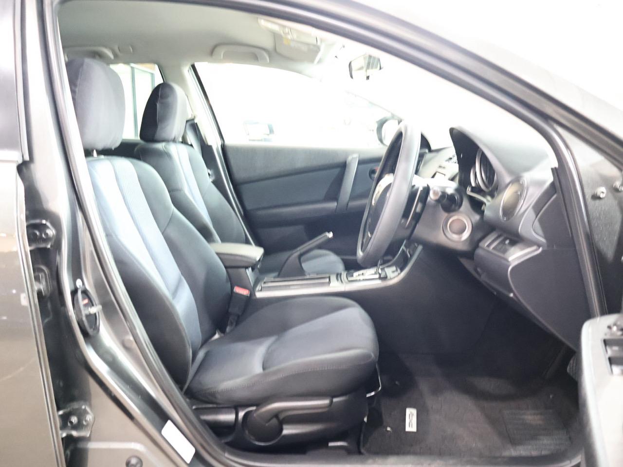 2012 Mazda Atenza