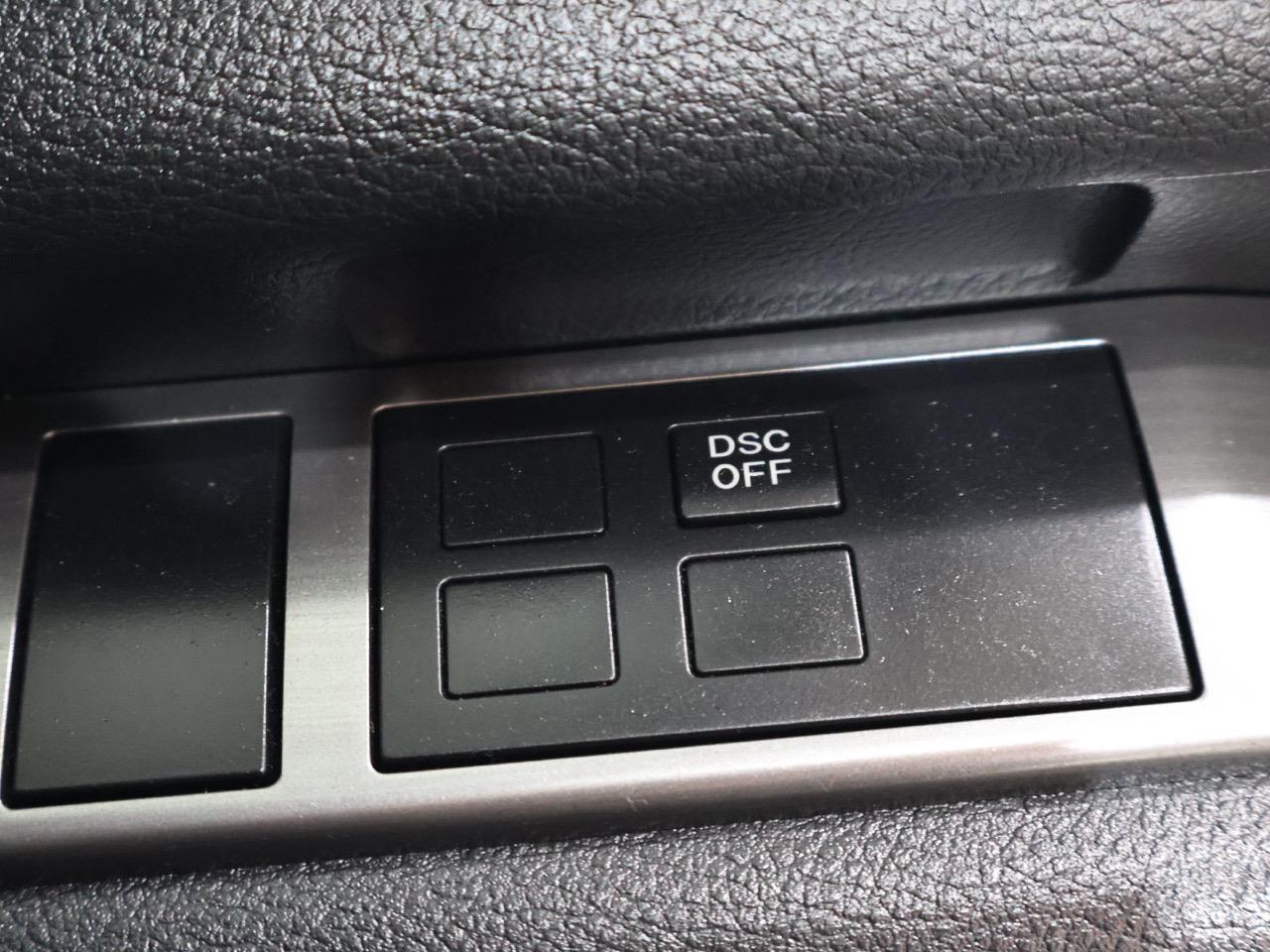 2012 Mazda Atenza