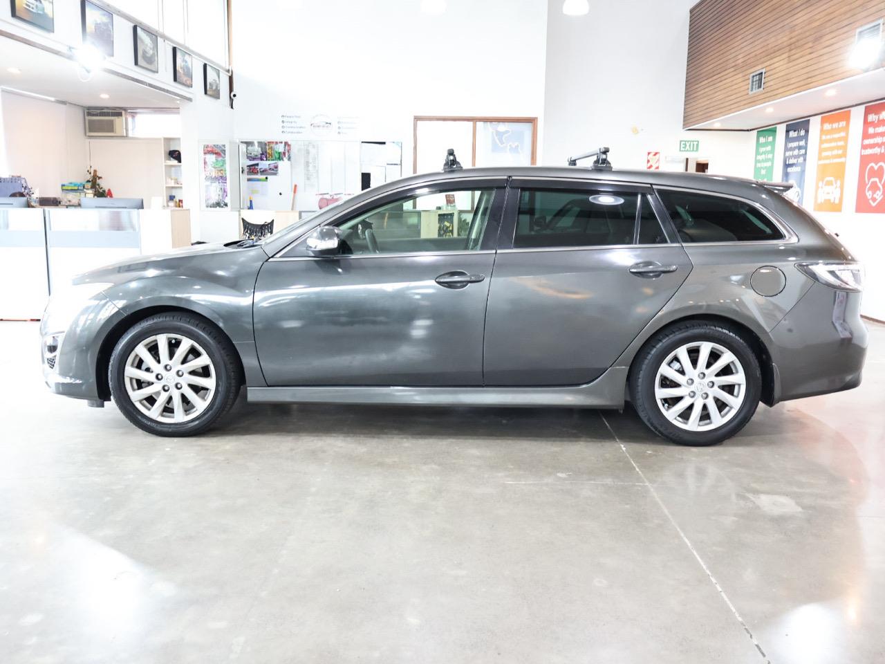 2012 Mazda Atenza