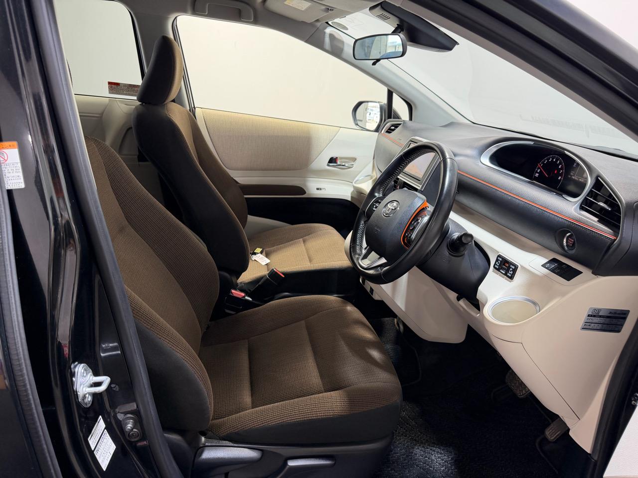 2017 Toyota Sienta