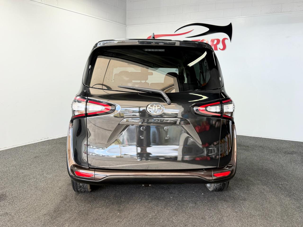 2017 Toyota Sienta