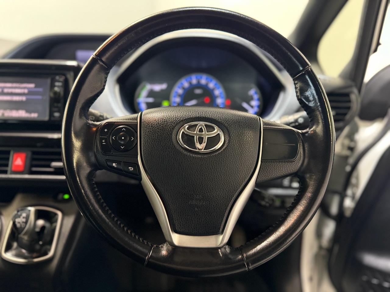 2014 Toyota Noah