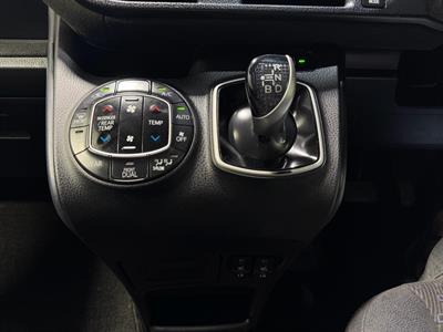 2014 Toyota Noah - Thumbnail