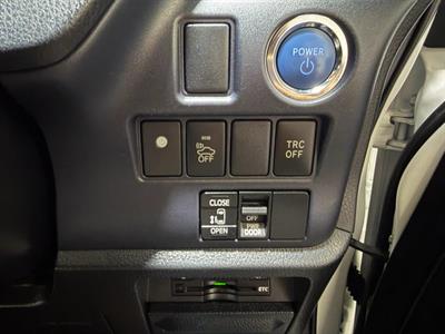 2014 Toyota Noah - Thumbnail