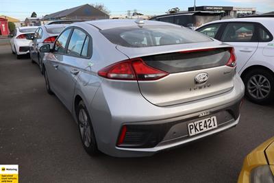 2022 Hyundai IONIQ - Thumbnail