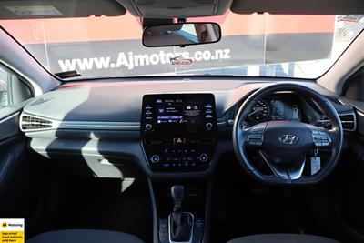 2022 Hyundai IONIQ - Thumbnail