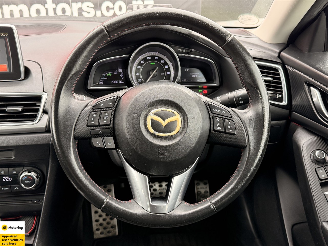 2014 Mazda Axela