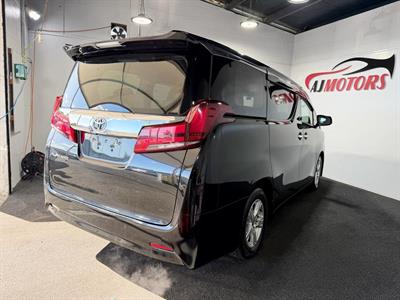 2020 Toyota Alphard - Thumbnail