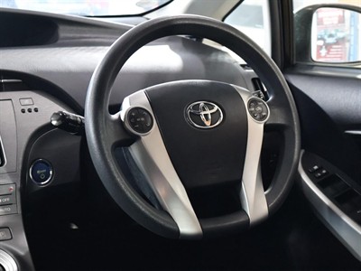 2012 Toyota Prius - Thumbnail