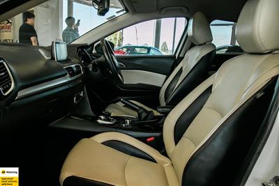 2013 Mazda Axela - Thumbnail