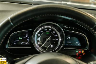 2013 Mazda Axela - Thumbnail