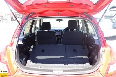 2016 Suzuki Swift - Thumbnail