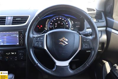 2016 Suzuki Swift - Thumbnail