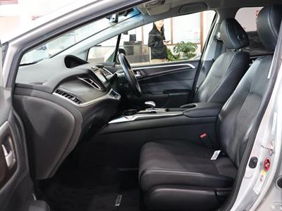 2015 Honda Jade - Thumbnail