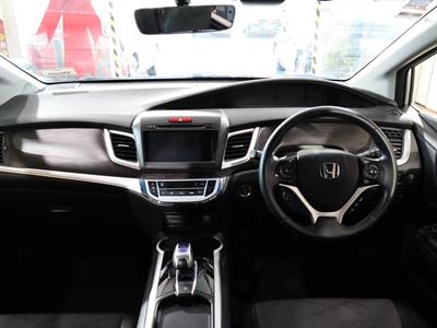 2015 Honda Jade - Thumbnail