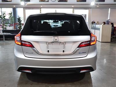 2015 Honda Jade - Thumbnail