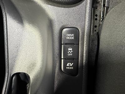 2021 Toyota Yaris - Thumbnail