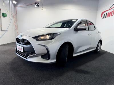 2021 Toyota Yaris - Thumbnail
