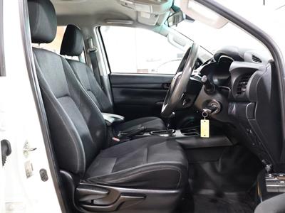 2020 Toyota Hilux - Thumbnail