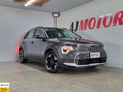 2023 Kia Niro - Thumbnail
