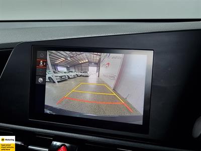 2023 Kia Niro - Thumbnail