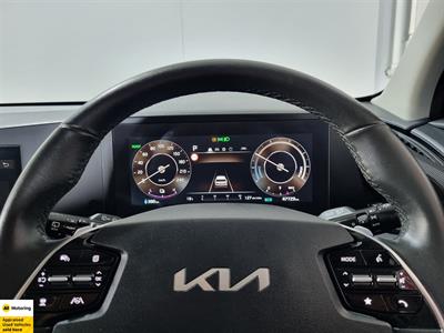 2023 Kia Niro - Thumbnail