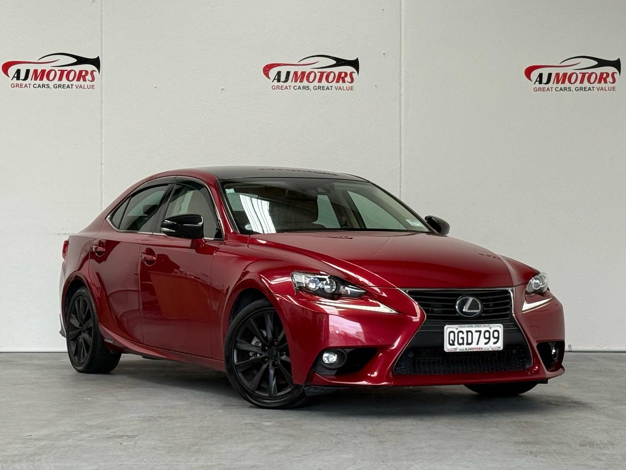 2015 Lexus IS300h