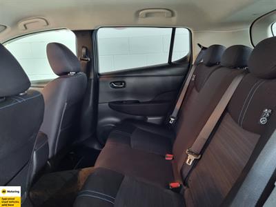 2018 Nissan Leaf - Thumbnail