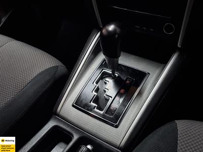 2020 Mitsubishi Triton - Thumbnail