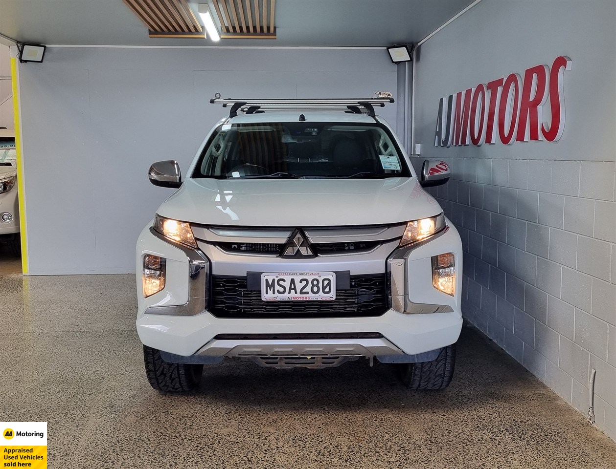 2020 Mitsubishi Triton