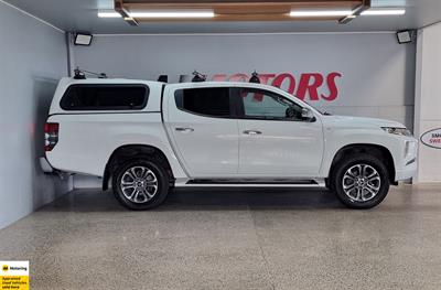 2020 Mitsubishi Triton - Thumbnail