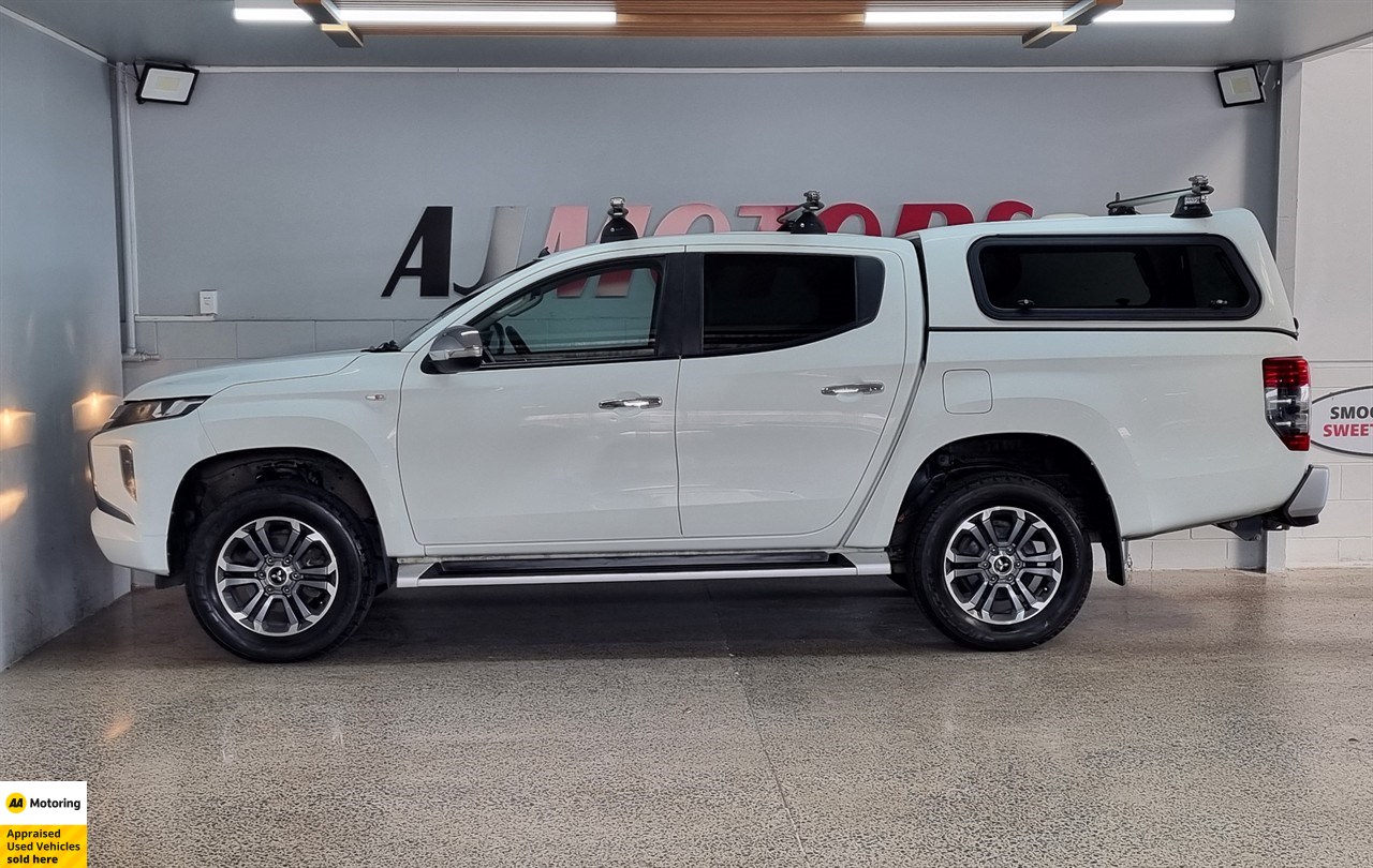 2020 Mitsubishi Triton