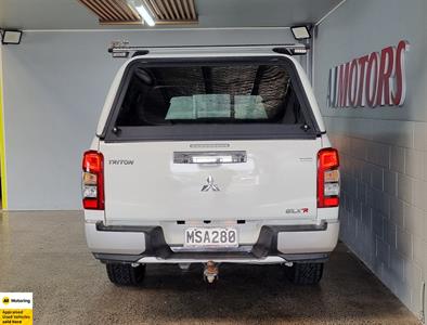 2020 Mitsubishi Triton - Thumbnail