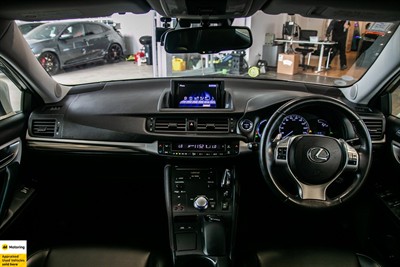 2013 Lexus CT200H - Thumbnail
