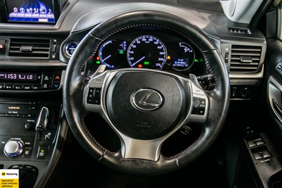 2013 Lexus CT200H - Thumbnail