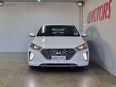 2022 Hyundai IONIQ - Thumbnail
