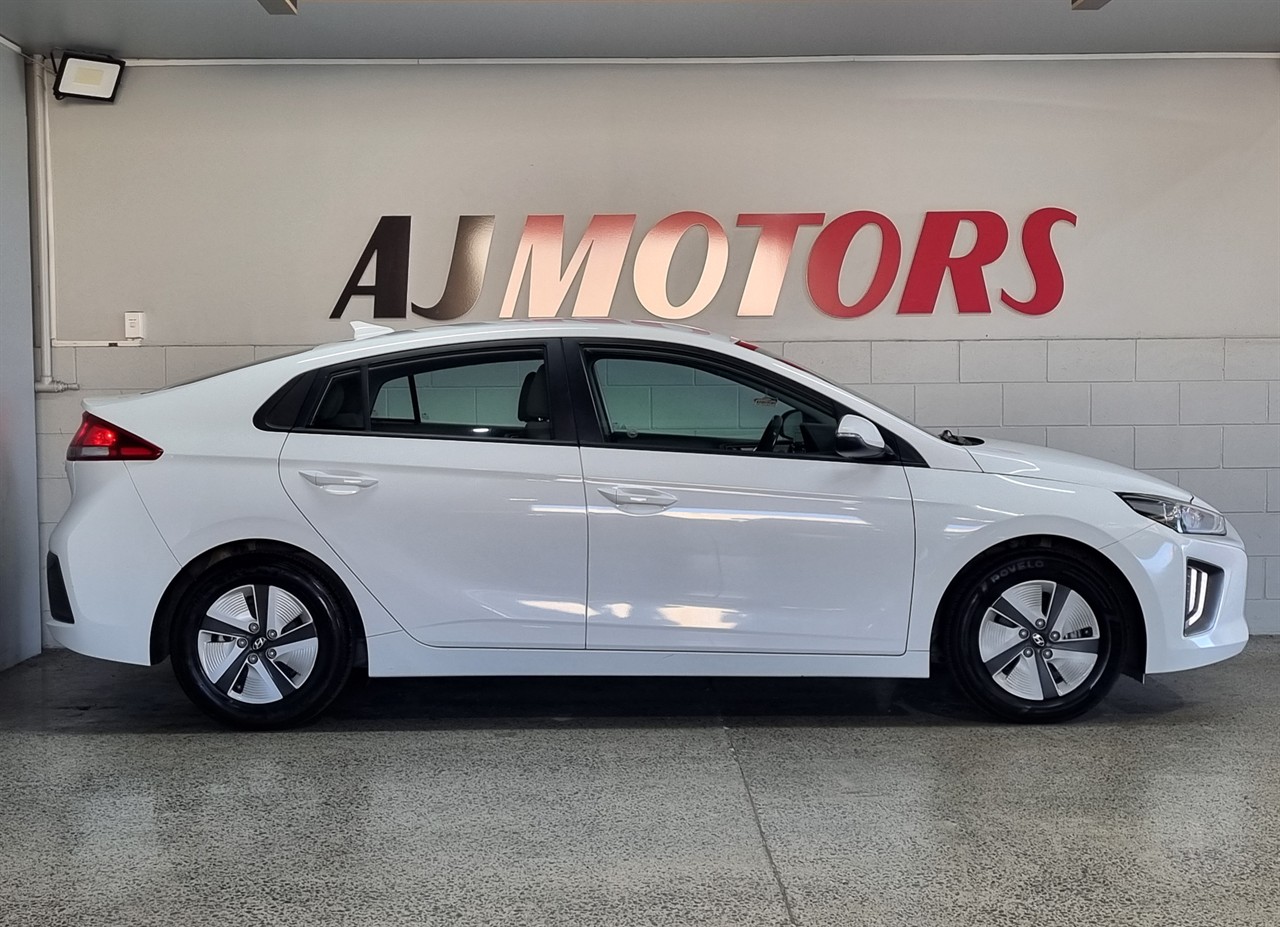 2022 Hyundai IONIQ